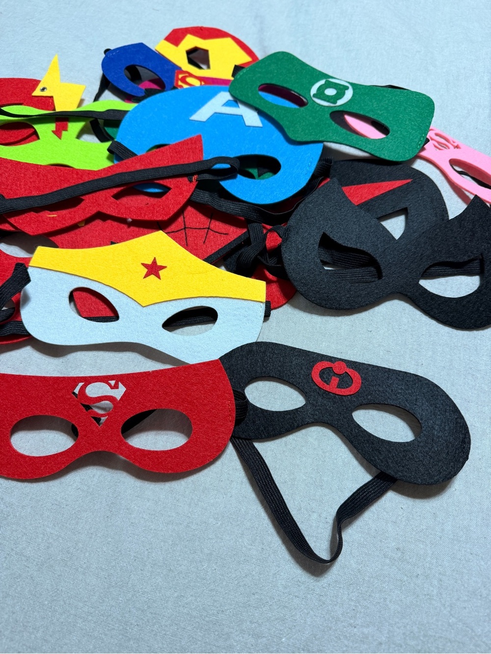 Kids Superhero Felt Mask Set - Assorted Colors - Picture 2 of 4
